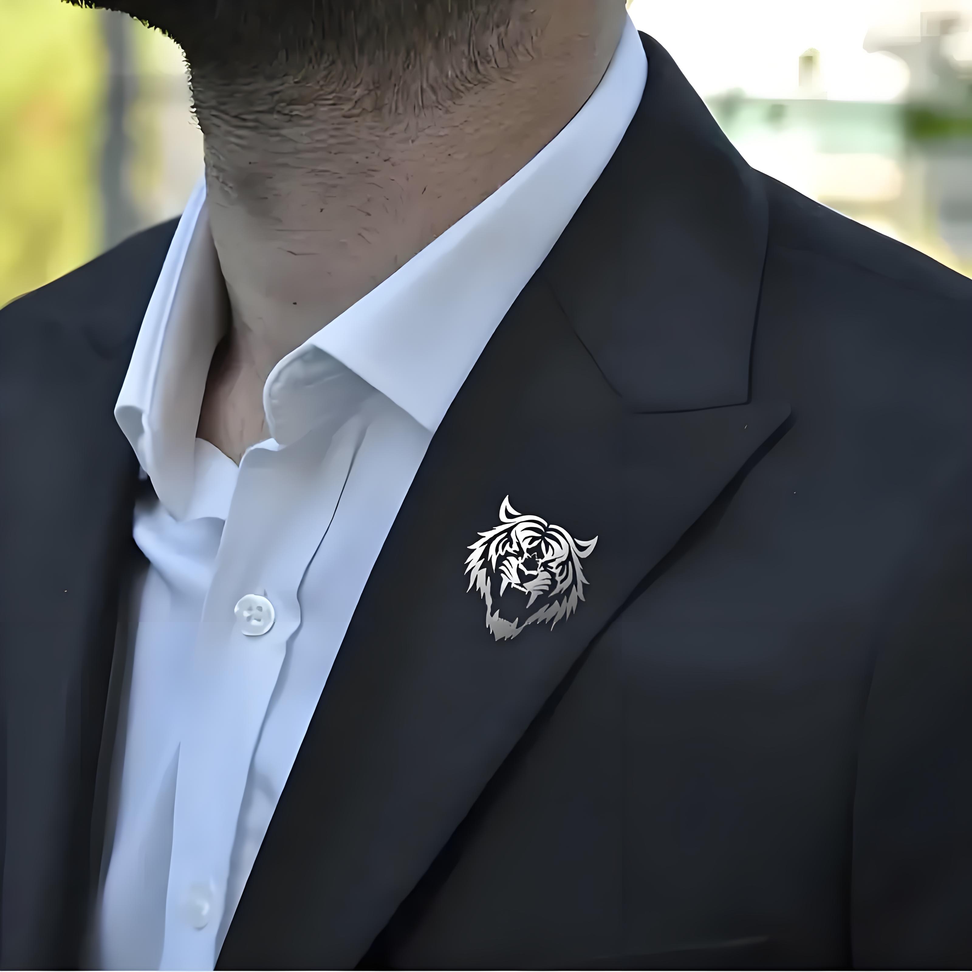 Men Accessories Brooch - دبوس طية صدر السترة برأس النمر
