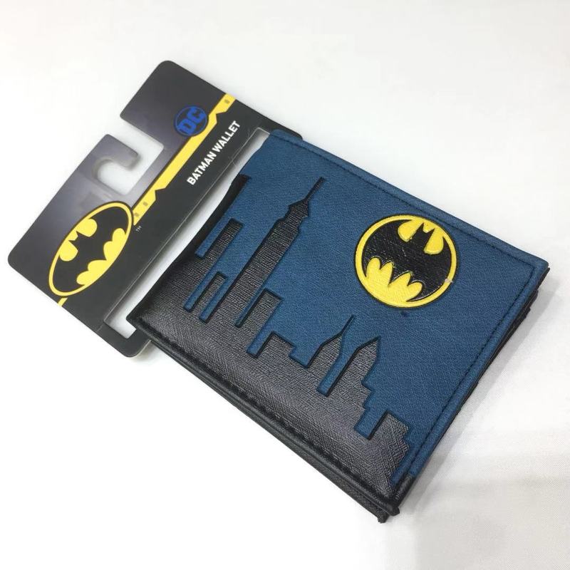 محفظة DC باتمان سوبر هيرو من ا - مراجعة Bifold Leather Wallet وسعره