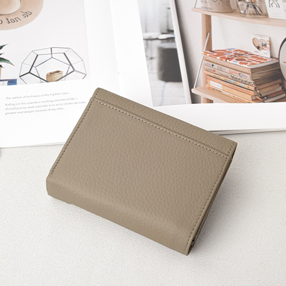 محفظة نسائية كبيرة السعة من جل - مراجعة Bifold Leather Wallet وسعره