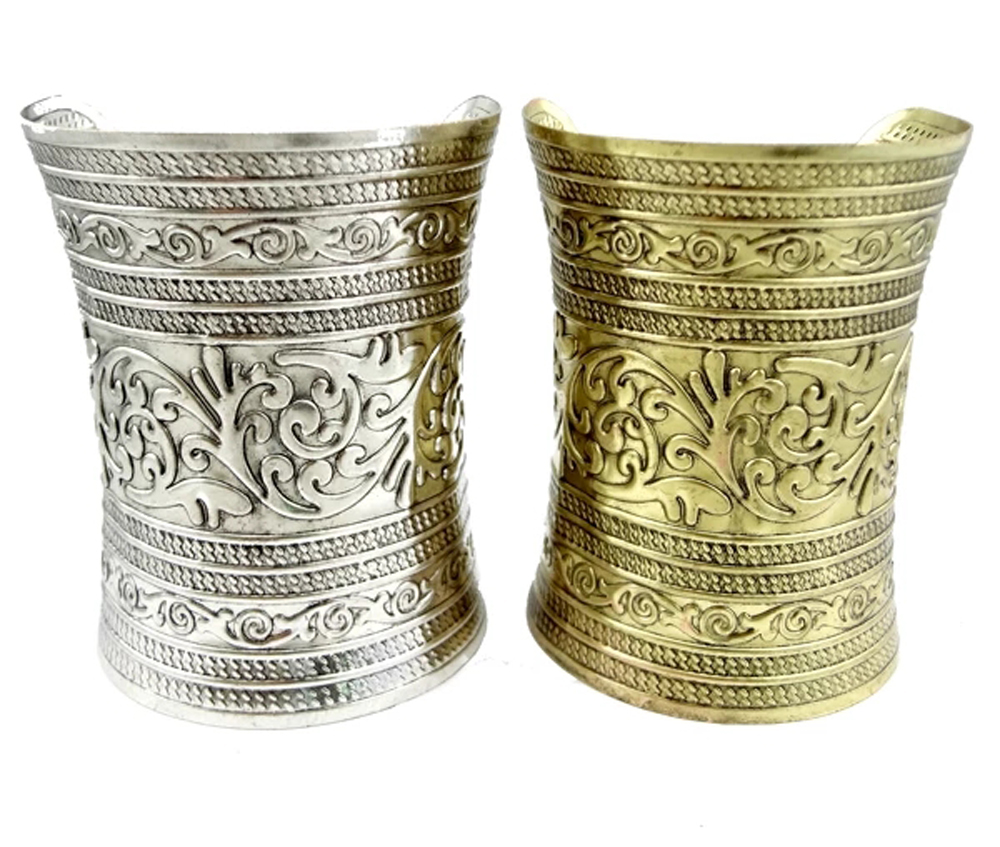 خمر سبيكة واسعة الكفة سوار للن - مراجعة Men Accessories India وسعره